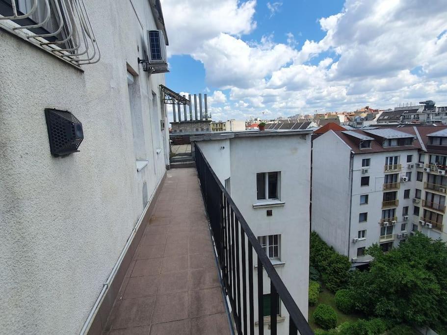 Master Apartment With Air Condition And Separated Rooftop Terrace Budapest Extérieur photo