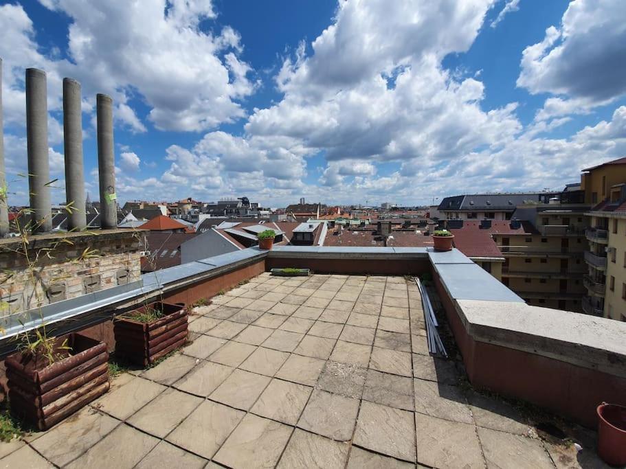 Master Apartment With Air Condition And Separated Rooftop Terrace Budapest Extérieur photo
